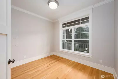 6215 22nd Avenue NE, Seattle, WA 98115 - Photo 15