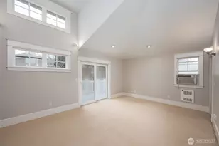 6215 22nd Ave NE, Seattle, WA 98115 - Photo 19