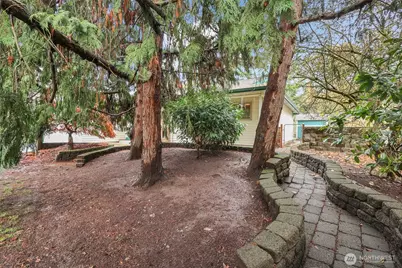 1808 Riverview Drive NE, Auburn, WA 98002 - Photo 5