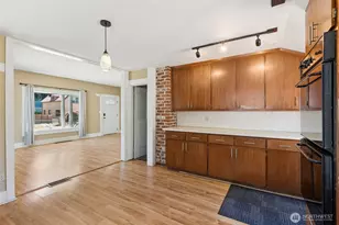 2117 Adams St SE, Olympia, WA 98501 - Photo 11