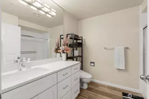 1504 Aurora Ave N, Seattle, WA 98109 - Photo 9