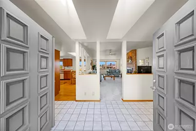 8059 Comox Road, Blaine, WA 98230 - Photo 5