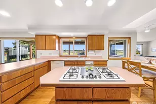 8059 Comox Rd, Blaine, WA 98230 - Photo 11