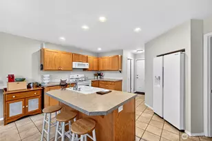 3627 180th St E, Tacoma, WA 98446 - Photo 13