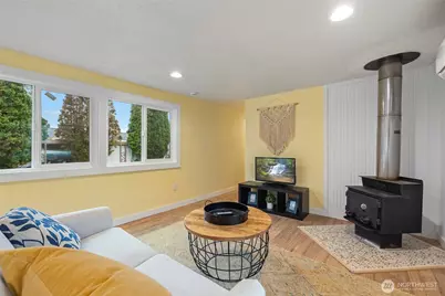 1320 N Oak Harbor Street #107, Oak Harbor, WA 98277 - Photo 17