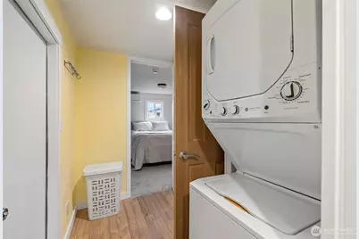 1320 N Oak Harbor Street #107, Oak Harbor, WA 98277 - Photo 13