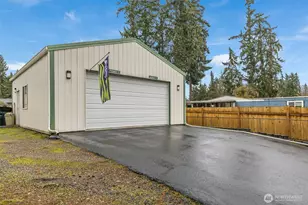 11401 202nd Ave E, Bonney Lake, WA 98391 - Photo 27