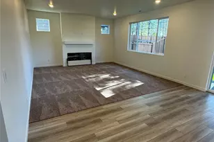 1987 NW Meadowview Dr, Poulsbo, WA 98370 - Photo 9