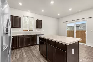 10957 188 St E, Puyallup, WA 98374 - Photo 7