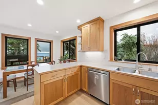 2533 Island View Ln, Lummi Island, WA 98262 - Photo 13