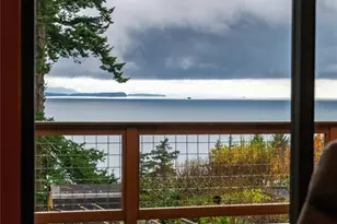 2533 Island View Ln, Lummi Island, WA 98262 - Photo 9
