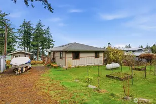 2533 Island View Ln, Lummi Island, WA 98262 - Photo 33