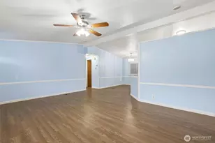 111 99th St S, Tacoma, WA 98444 - Photo 5