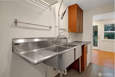 1316 SW 116th Street, Seattle, WA 98146 - Photo 11