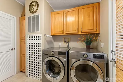 9821 Dechaux Road E, Edgewood, WA 98371 - Photo 9