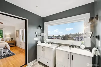 1407 1st Avenue N, Seattle, WA 98109 - Photo 19