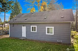 965 E Brookdale Rd, Tacoma, WA 98445 - Photo 11