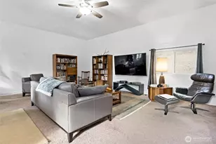 965 E Brookdale Rd, Tacoma, WA 98445 - Photo 21