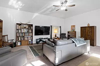 965 E Brookdale Road, Tacoma, WA 98445 - Photo 25