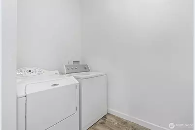 965 E Brookdale Road, Tacoma, WA 98445 - Photo 17