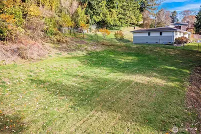 965 E Brookdale Road, Tacoma, WA 98445 - Photo 9