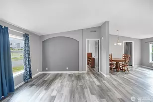 705 SW 1st St, Castle Rock, WA 98611 - Photo 9