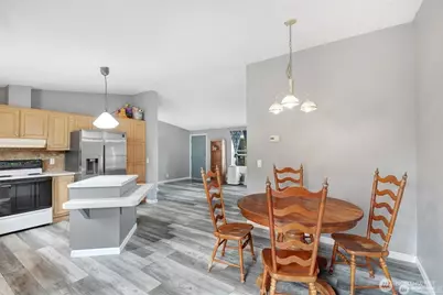 705 SW 1 Street, Castle Rock, WA 98611 - Photo 7