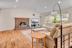 15035 NE 16th St, Bellevue, WA 98007 - Photo 3