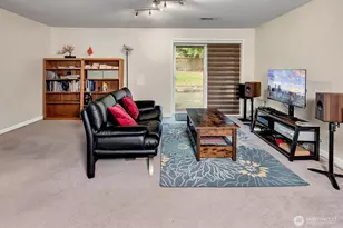 15035 NE 16th St, Bellevue, WA 98007 - Photo 19