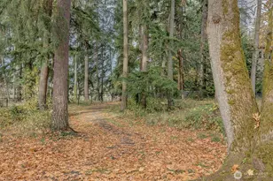 15035 NE 16th St, Bellevue, WA 98007 - Photo 33