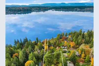 9674 Olympus Beach Road, Bainbridge Island, WA 98110 - Photo 13