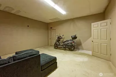 112 W Main Street, Elma, WA 98541 - Photo 17