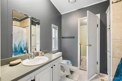 42037 Pine Street, Concrete, WA 98237 - Photo 15