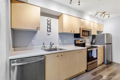 2818 Grand Avenue #B410, Everett, WA 98201 - Photo 3