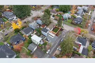 3054 Fairmount Ave SW, Seattle, WA 98116 - Photo 17