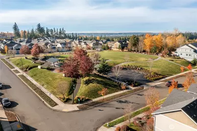 18436 Village Parkway E, Bonney Lake, WA 98391 - Photo 33