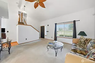 15715 44th Ave Ct E, Tacoma, WA 98446 - Photo 5