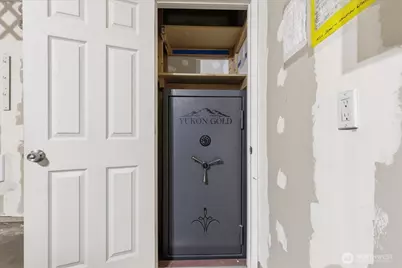 614 W Loop Drive, Moses Lake, WA 98837 - Photo 17