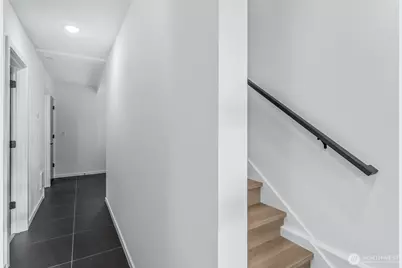 12512 35th Avenue NE #B, Seattle, WA 98125 - Photo 3