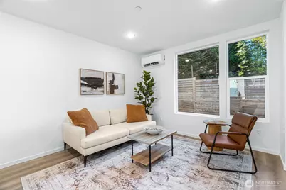 12512 35th Avenue NE #B, Seattle, WA 98125 - Photo 9