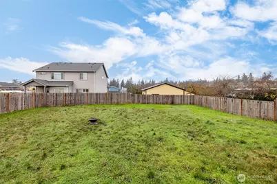 1400 E Whidbey Avenue, Oak Harbor, WA 98277 - Photo 23