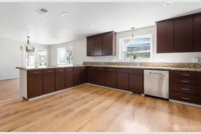 960 Capital Street, Oak Harbor, WA 98277 - Photo 15