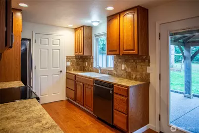 19139 Rosemary Street SW, Rochester, WA 98579 - Photo 13