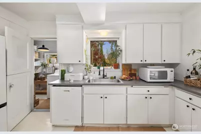 5724 Lowell Road, Everett, WA 98203 - Photo 13