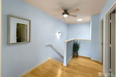 959 232nd Lane NE, Sammamish, WA 98074 - Photo 17