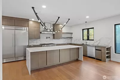 7903 240th Street SW, Edmonds, WA 98026 - Photo 9