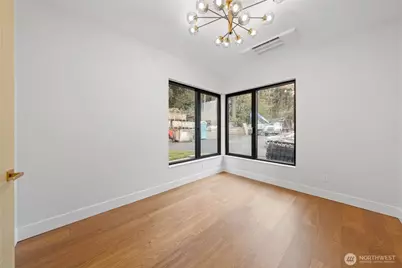 7903 240th Street SW, Edmonds, WA 98026 - Photo 15