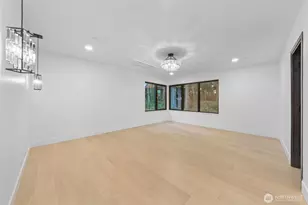 7907 240th St SW, Edmonds, WA 98026 - Photo 23