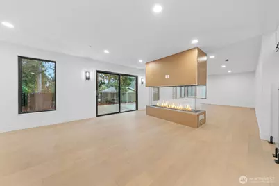 7907 240th Street SW, Edmonds, WA 98026 - Photo 9