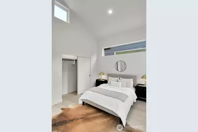 6514 23rd Avenue NE, Seattle, WA 98115 - Photo 17